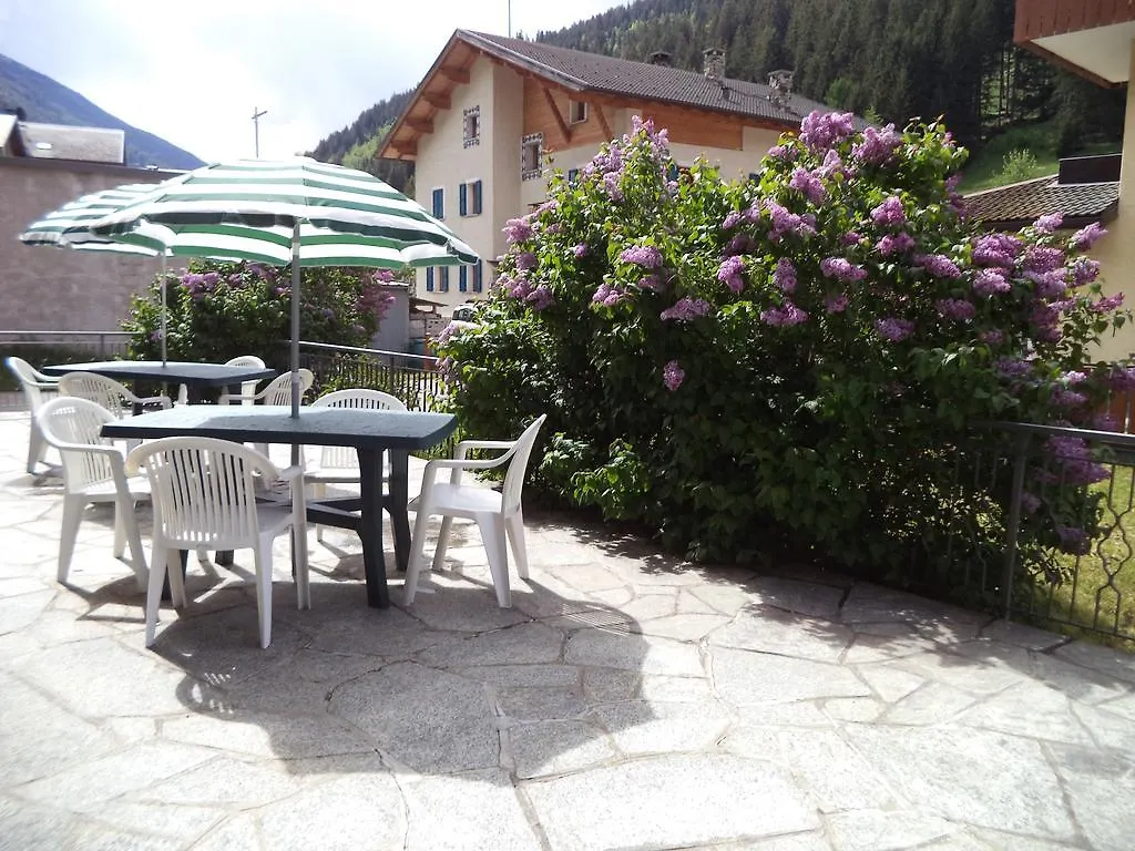 Residence Ables Valfurva 2*,